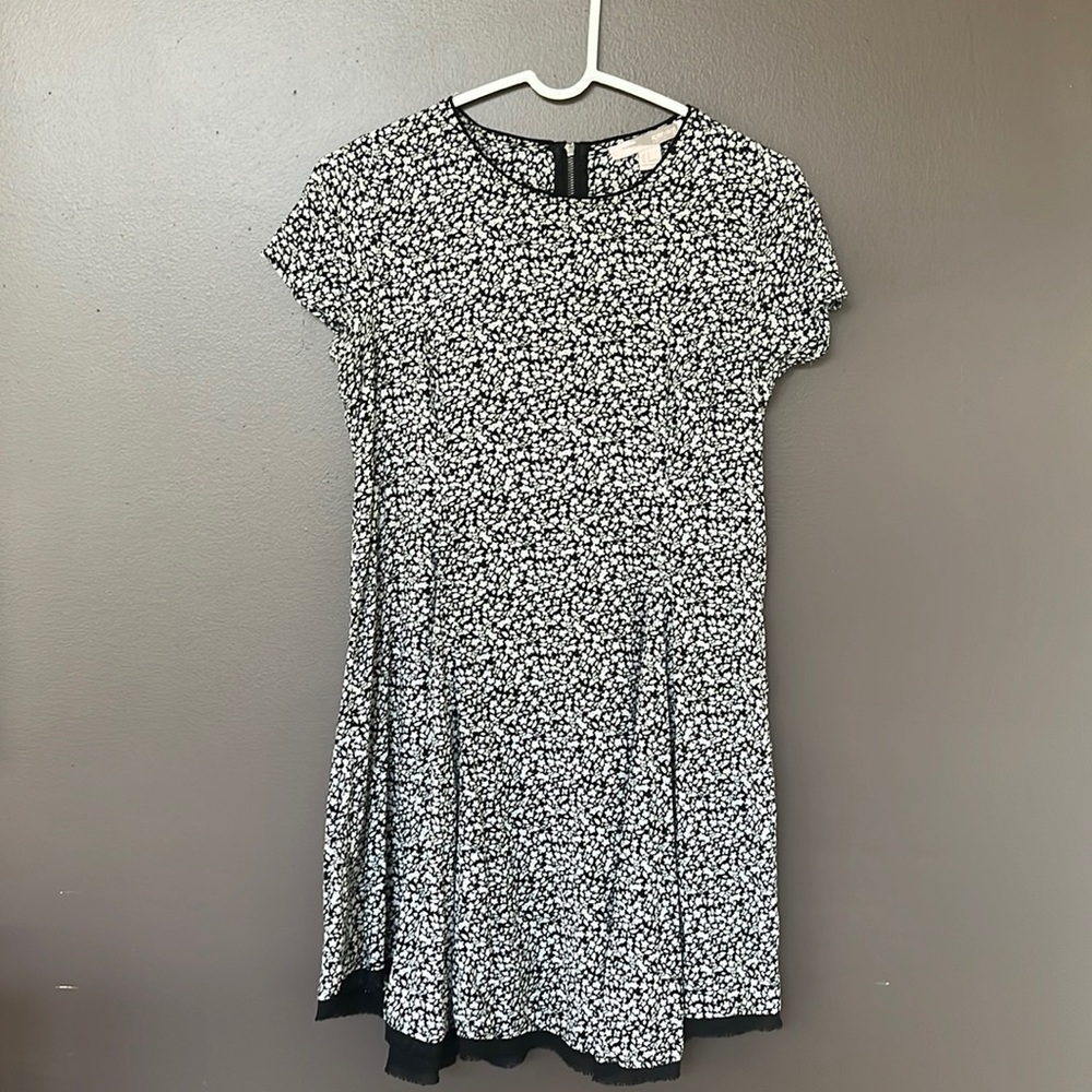 Black and white, floral, zip up back, dress, short sleeves, Forever 21, small